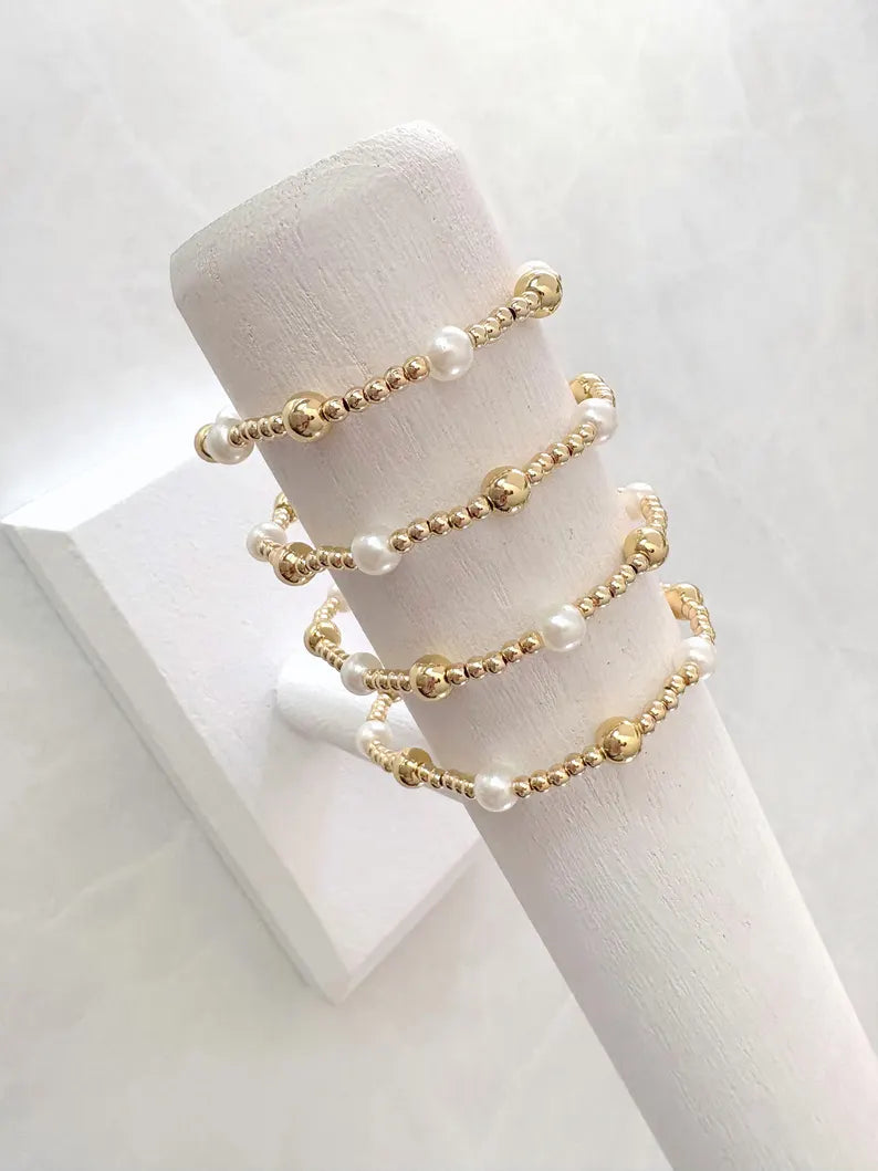 The Timeless Pearl Bracelet