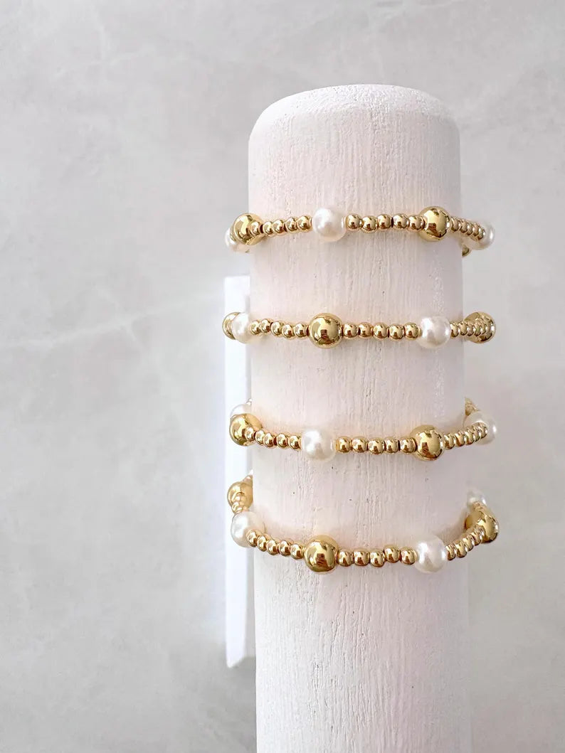 The Timeless Pearl Bracelet