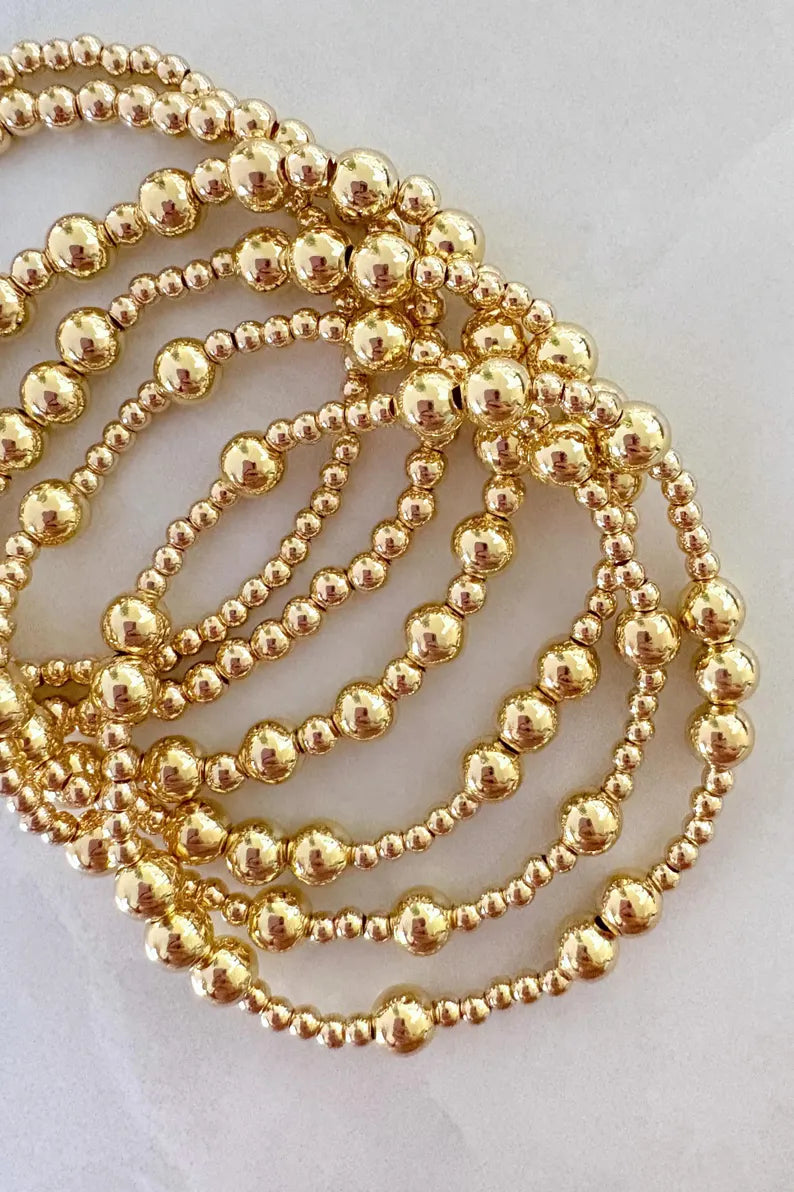 The Classic Mixed Size Collection